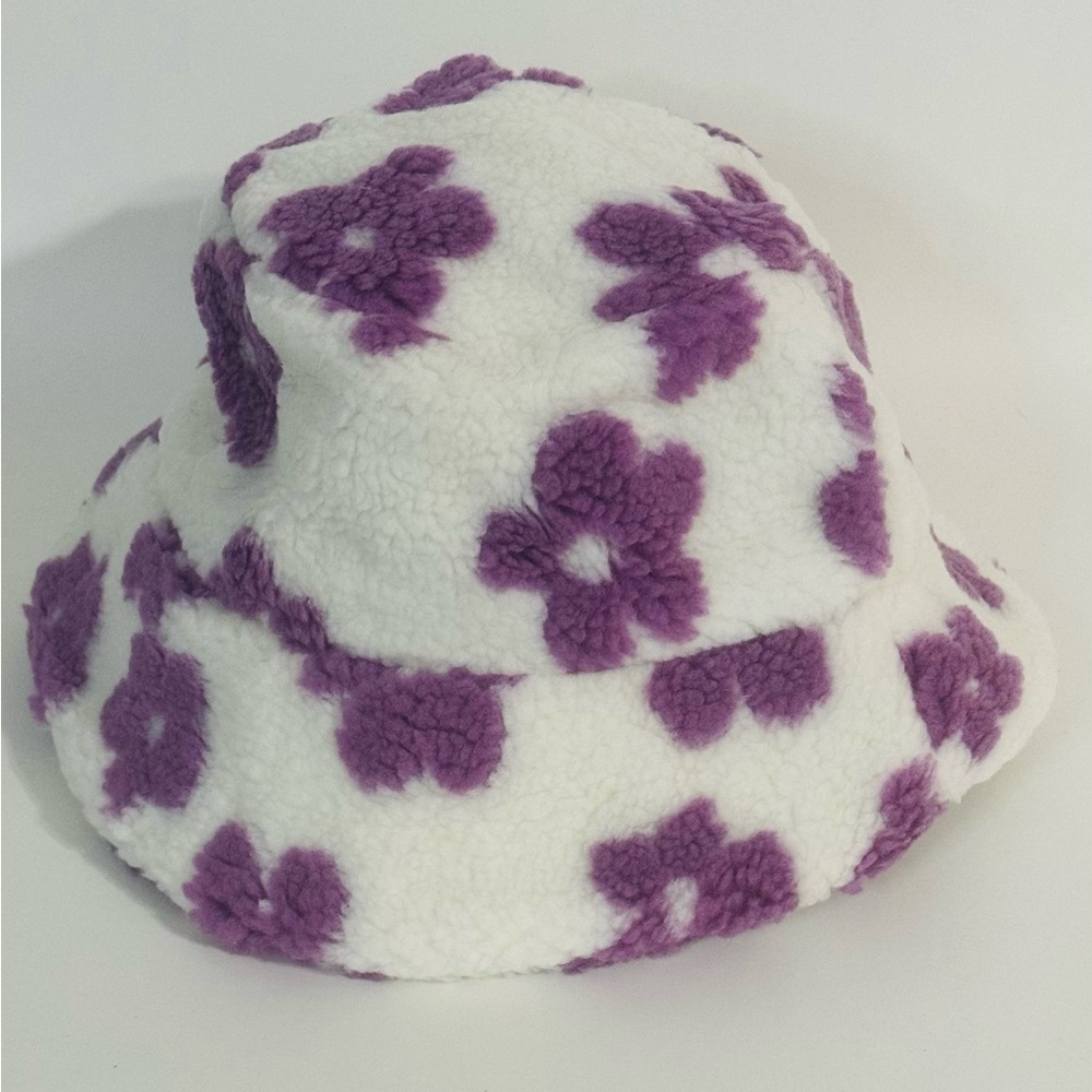 Lavender Roxxi Faux Fur Bucket Hat